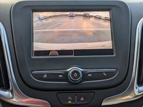 Used 2024 Chevrolet Equinox LS FWD image 15