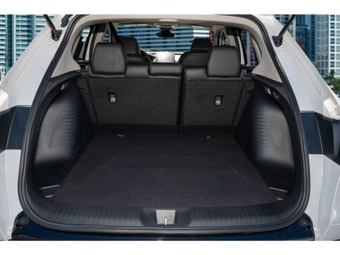 Certified 2025 Honda HR-V EX-L image 9