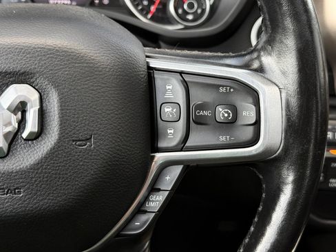 Used 2019 RAM 1500 Laramie AWD/4WD image 37
