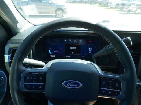 New 2026 Ford F550 4x4 Crew Cab image 21