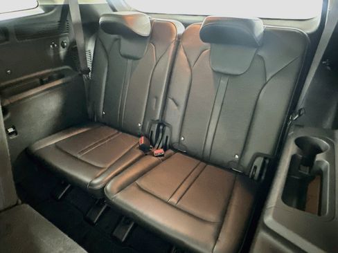 Used 2024 Kia Sorento S FWD image 33