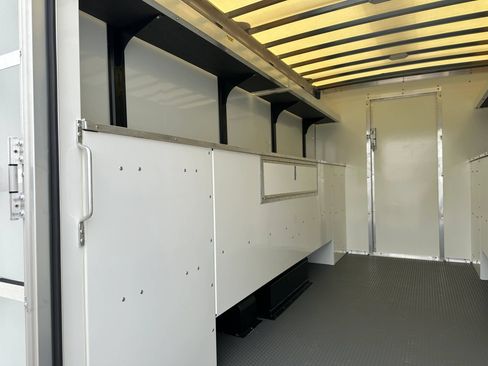 Used 2026 Ford E-350 and Econoline 350 Super Duty w/ Interior Upgrade Package RWD image 10