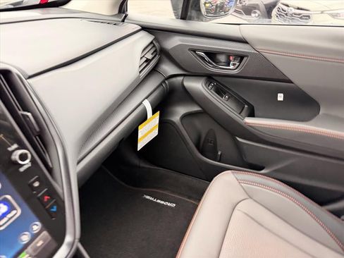 New 2026 Subaru Crosstrek 2.5i Limited w/ Crosstrek Mirror Package AWD/4WD image 14