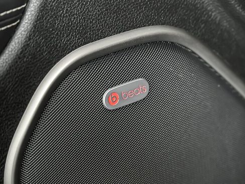 Used 2018 Dodge Durango SRT w/ SRT Interior Appearance Group AWD/4WD image 15