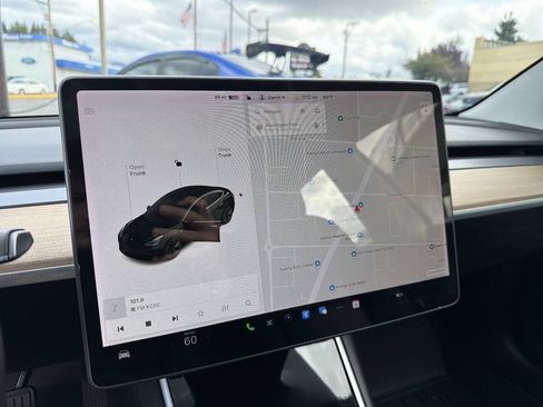 Used 2020 Tesla Model 3 Long Range AWD/4WD image 24