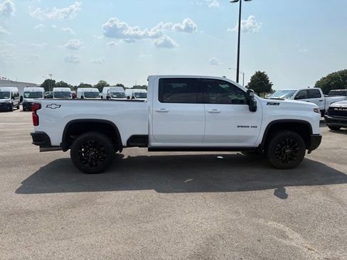 Used 2025 Chevrolet Silverado 2500 LTZ w/ LTZ Plus Package AWD/4WD image 9