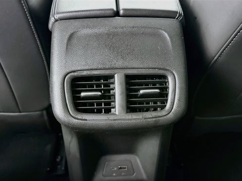 Used 2024 Buick Envision Preferred AWD/4WD image 28