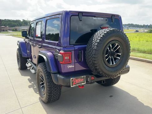 Used 2026 Jeep Wrangler Unlimited Rubicon AWD/4WD image 6