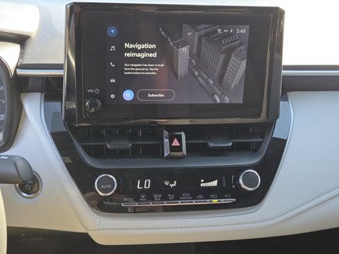 Used 2024 Toyota Corolla SE image 28