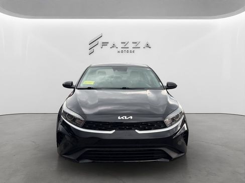 Used 2022 Kia Forte LXS FWD image 12