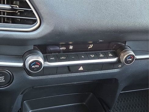 New 2025 MAZDA CX-30 AWD 2.5 S w/ Select Sport Pkg image 27