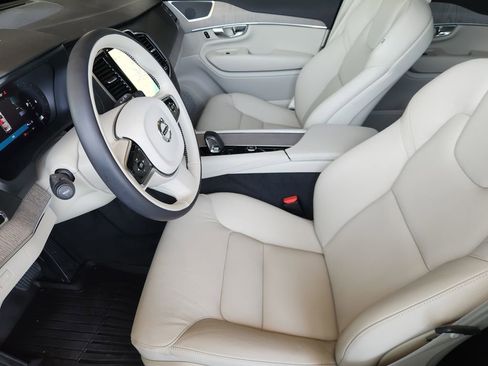 Used 2024 Volvo XC90 B6 Plus w/ Protection Package Premier AWD/4WD image 13