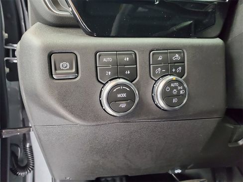 New 2026 GMC Sierra 2500 SLT w/ SLT Premium Package image 13