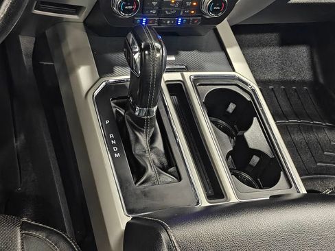 Used 2018 Ford F150 Lariat w/ Equipment Group 502A Luxury AWD/4WD image 10