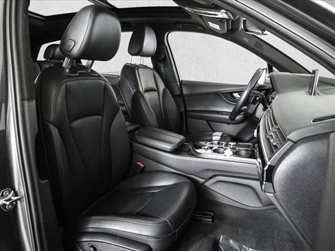 Used 2019 Audi Q7 3.0T Prestige w/ Prestige Package image 23
