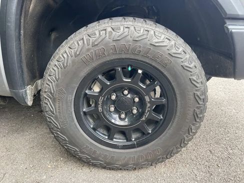 Used 2024 GMC Sierra 1500 AT4X w/ AT4X AEV Edition AWD/4WD image 8