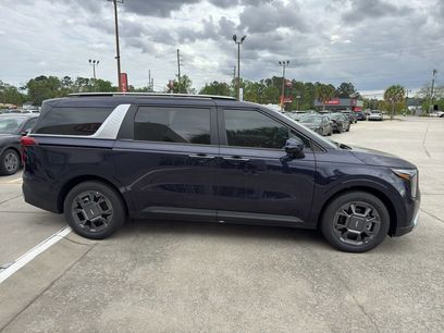 New 2026 Kia Carnival EX