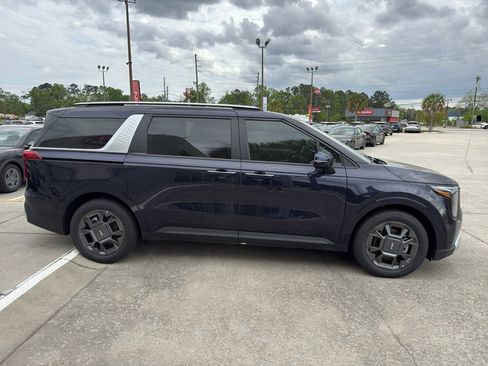 New 2026 Kia Carnival EX image 4