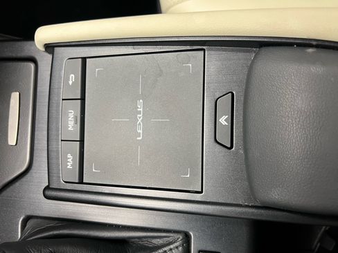 Used 2022 Lexus ES 350 Ultra Luxury image 25
