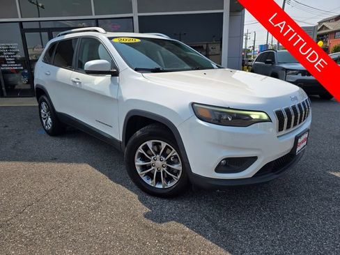 Used 2020 Jeep Cherokee Latitude Lux w/ Comfort/Convenience Group AWD/4WD image 2