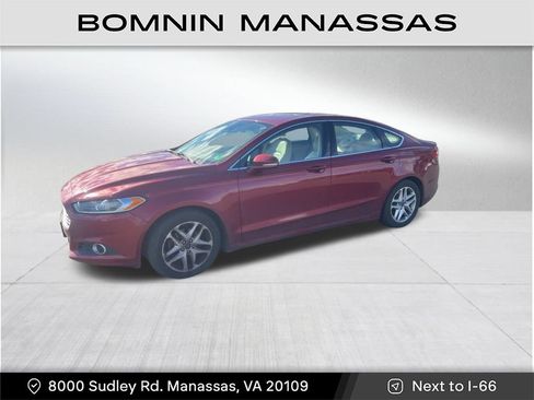 Used 2015 Ford Fusion SE w/ Equipment Group 202A image 1