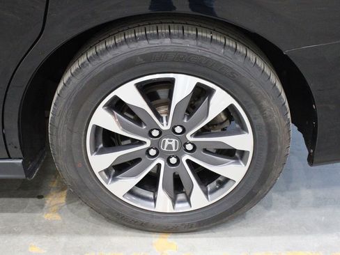 Used 2022 Honda Odyssey EX-L image 42