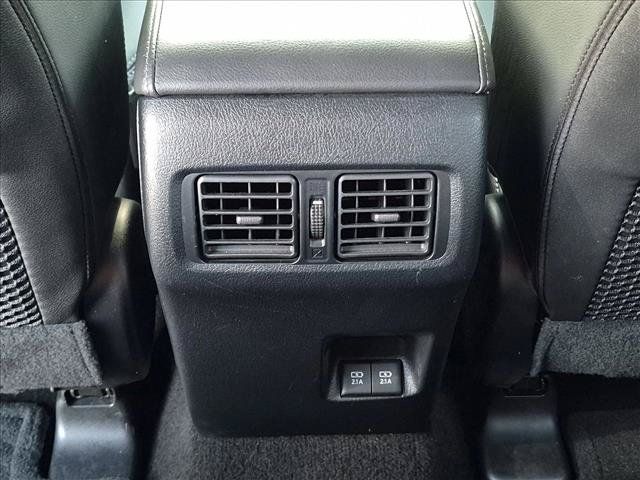 Used 2022 Toyota 4Runner SR5 Premium w/ Moonroof Package RWD image 14