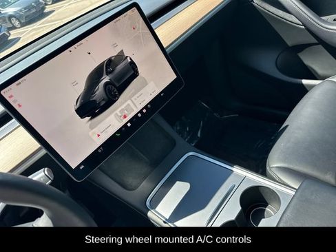 Used 2022 Tesla Model Y Long Range AWD/4WD image 14