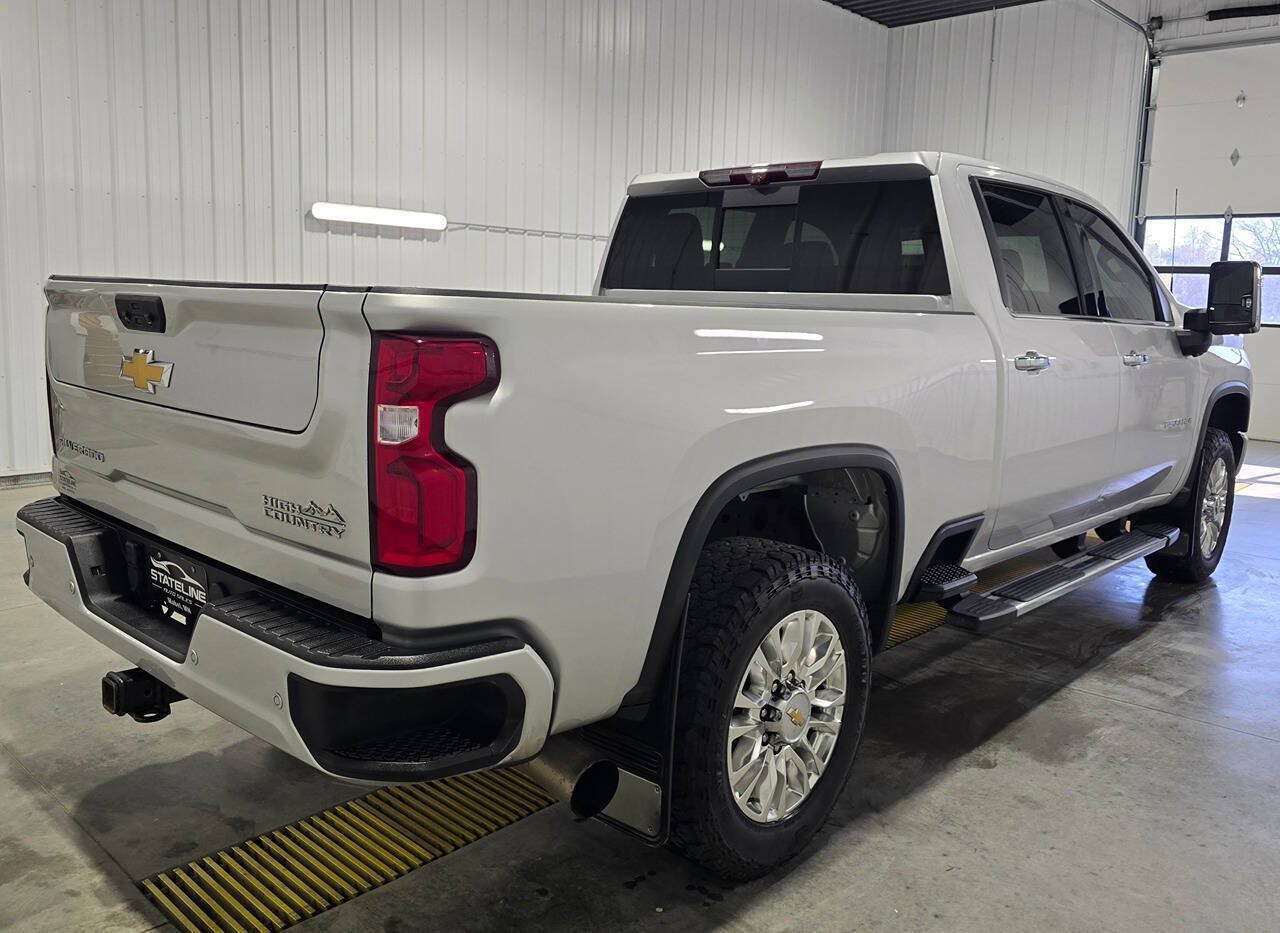 Used 2022 Chevrolet Silverado 2500 High Country AWD/4WD image 5