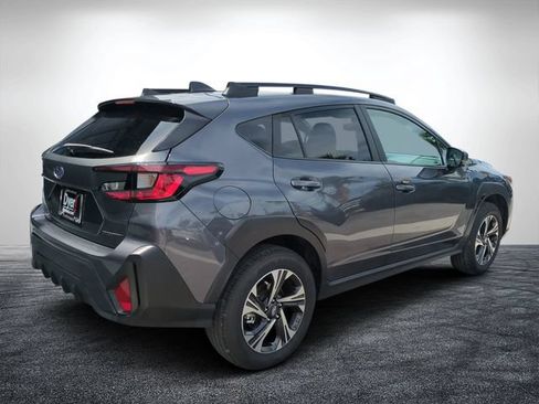Used 2026 Subaru Crosstrek 2.5i Premium AWD/4WD image 3