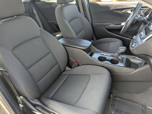 Certified 2024 Chevrolet Malibu LT image 10
