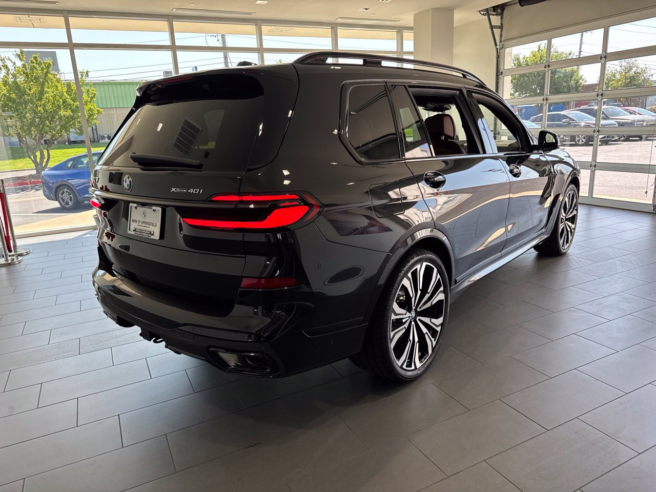 New 2027 BMW X7 xDrive40i w/ M Sport Package AWD/4WD image 8