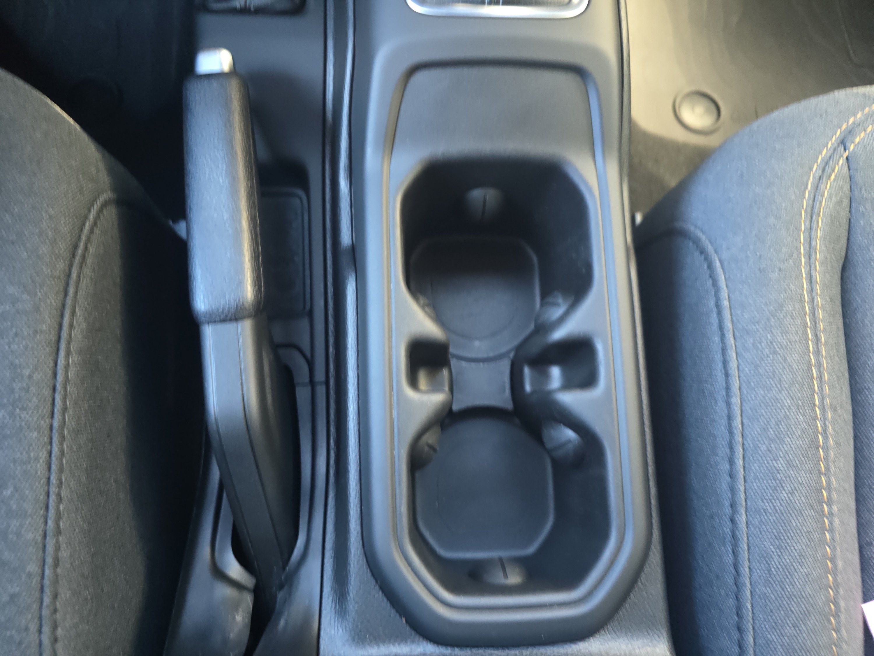 Used 2025 Jeep Wrangler Unlimited Sport AWD/4WD image 39
