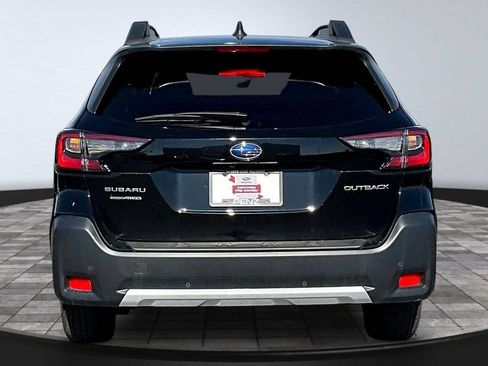 Certified 2025 Subaru Outback Limited AWD/4WD image 5