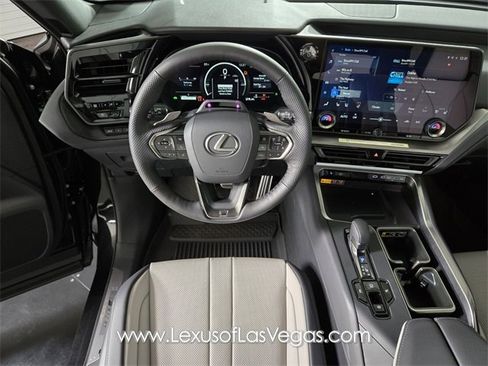 New 2026 Lexus TX 500h AWD image 13
