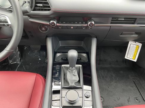 New 2026 MAZDA MAZDA3 2.5 S Sedan w/ Preferred Pkg AWD/4WD image 10
