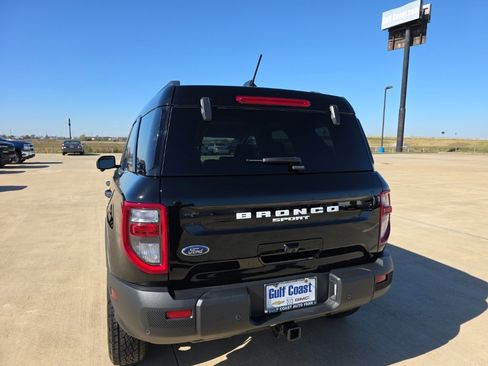 Used 2025 Ford Bronco Sport Badlands image 6