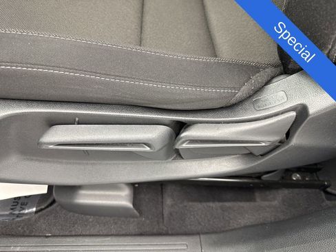 Used 2024 Honda CR-V LX image 18