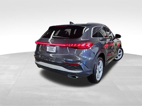 Certified 2025 Audi Q5 Premium Plus w/ Premium Plus image 7