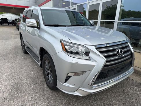Used 2018 Lexus GX 460 Premium AWD/4WD image 4