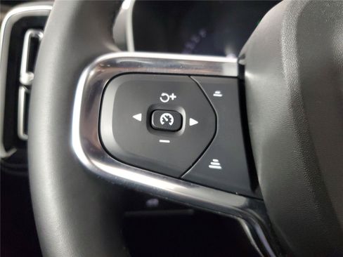 Certified 2024 Volvo C40 P8 Recharge Ultimate w/ Protection Package Premier RWD image 25