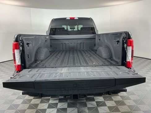 Used 2017 Ford F350 Platinum w/ Platinum Ultimate Package image 8