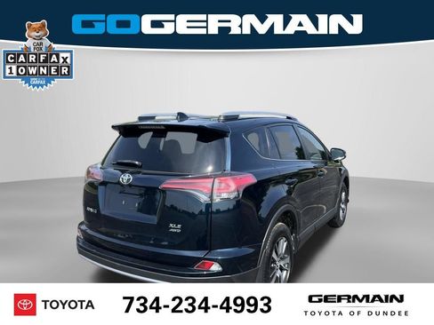 Used 2018 Toyota RAV4 XLE w/ Plus Extra Value Package AWD/4WD image 7