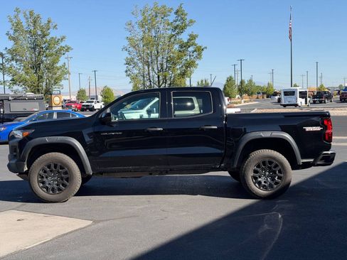 Used 2023 Chevrolet Colorado Trail Boss w/ LPO, Skid Plate Package AWD/4WD image 6