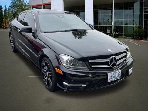Used 2014 Mercedes-Benz C 350 Coupe image 21