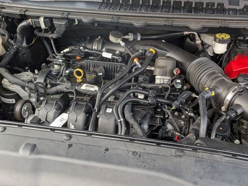 Used 2022 Ford Edge SEL image 34