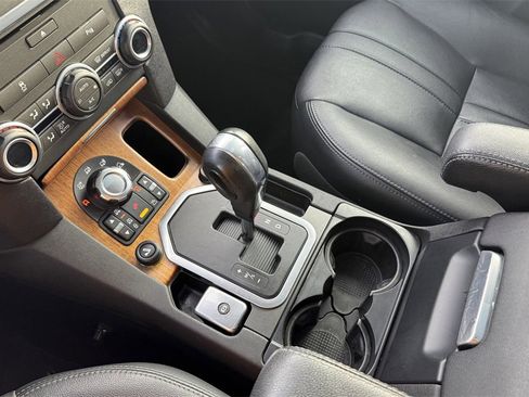 Used 2013 Land Rover LR4 HSE image 25