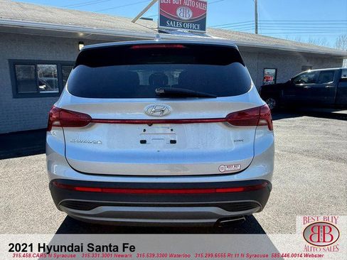Used 2021 Hyundai Santa Fe SE w/ Cargo Package image 4