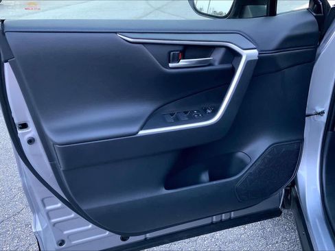 Used 2025 Toyota RAV4 XSE w/ Weather Package image 22