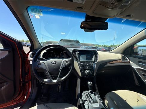 Used 2018 Hyundai Santa Fe Sport w/ 2.0T Ultimate Tech Package 05 AWD/4WD image 7